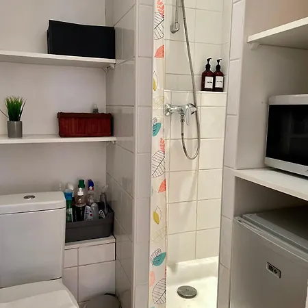 Le Petit Urbain - Studette 1 Personne Avec Parking Prive Appartamento