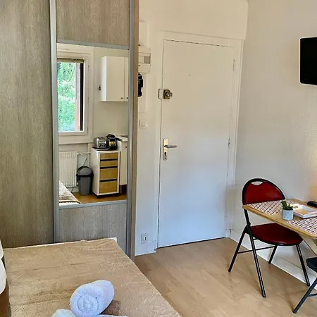 Apartment Le Petit Urbain - Studette Ecully